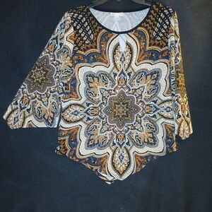 DB Women's SZ PL  Brown/Black  Paisley Print 3/4 Sleeve V Hem Pullover Blouse